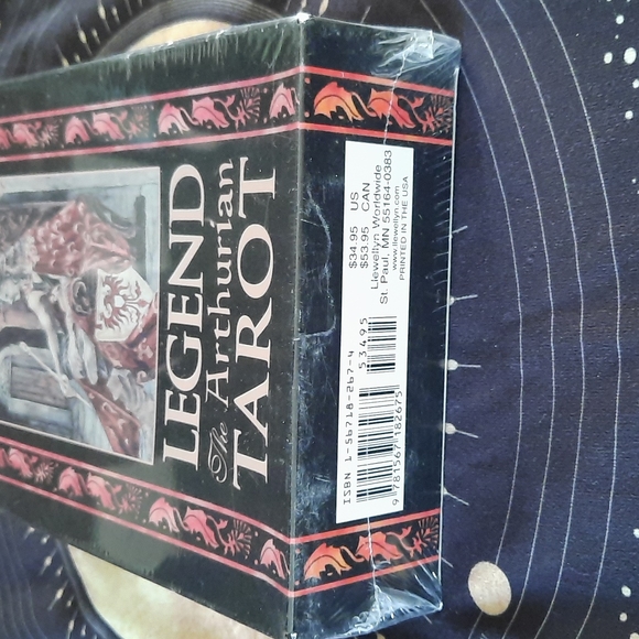 RESERVED! PLS DO NOT BUY! SEALED! LEGEND THE ARTHURIAN TAROT DECK BOOK SET - Picture 4 of 4